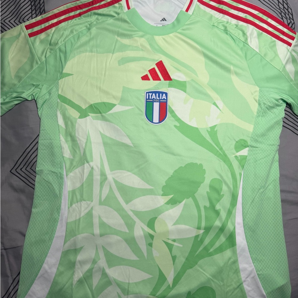 Italy 25 (Women's Team) Away Jersey
